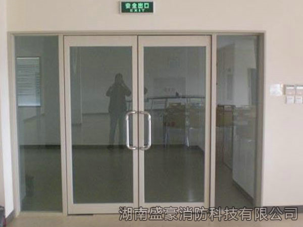 玻璃防火门